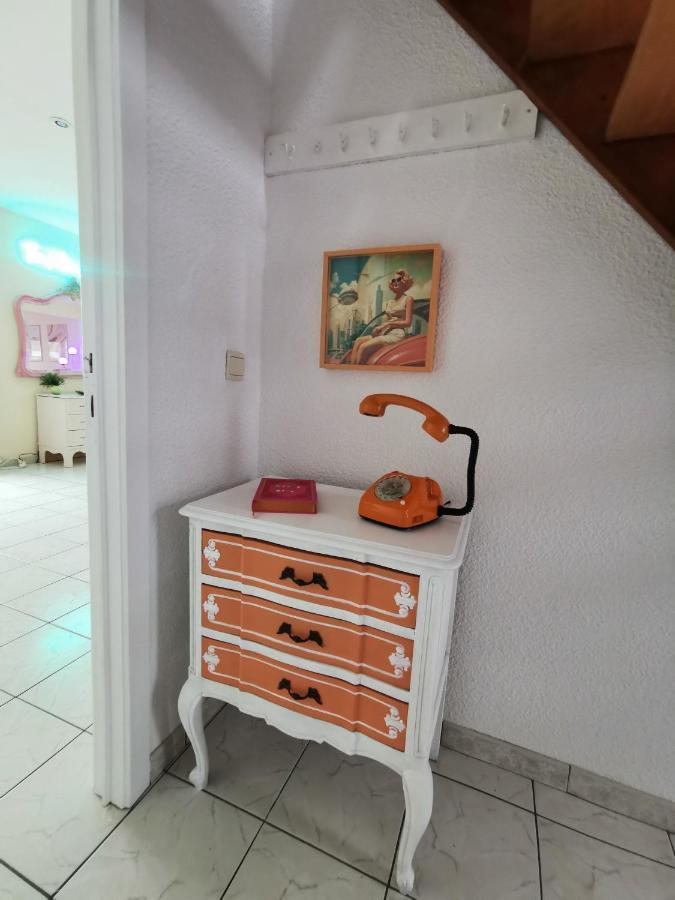 Izzy's Rainbow House De Haan